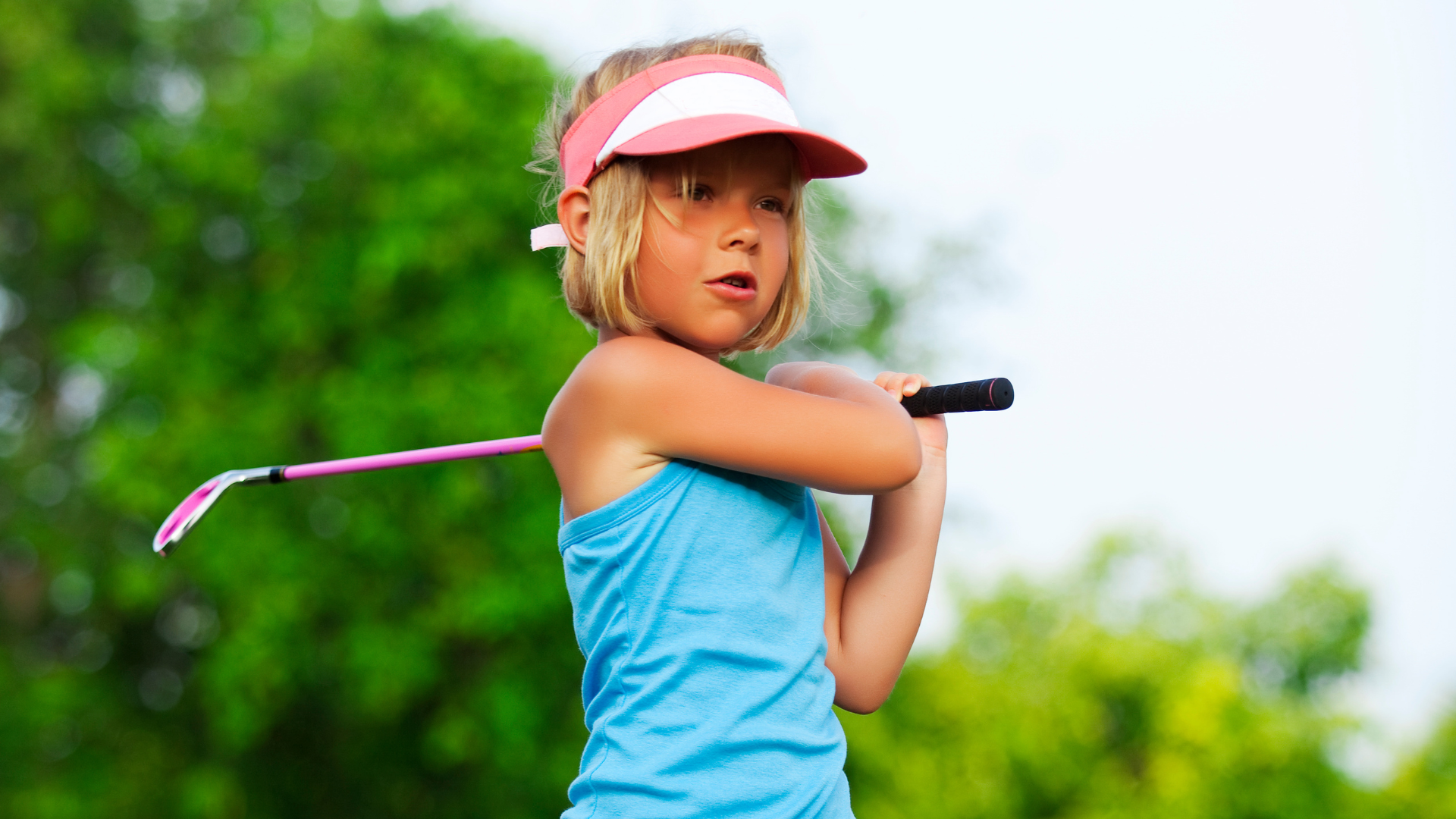 girl-golfing